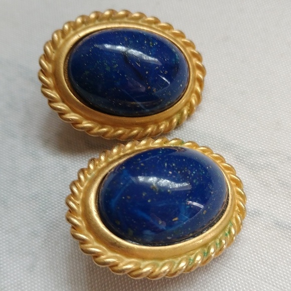 Leslie Block Elegant Gold and Blue Speckled Enamel Oval Clip On Earrings Formal - Picture 4 of 11